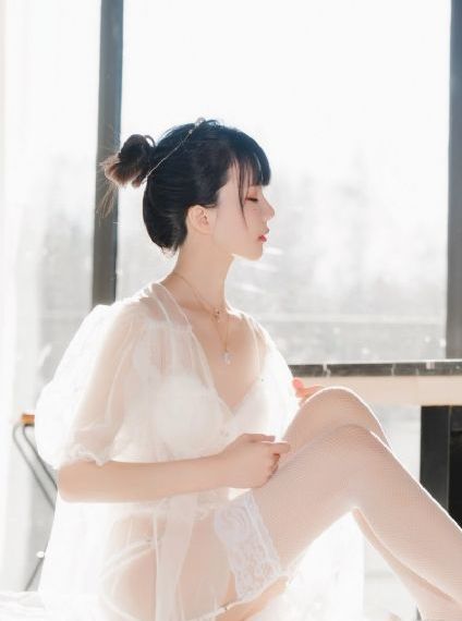 年轻的嫂子在线
