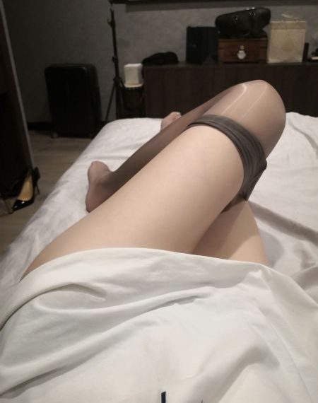 魔王爱上精灵女仆动漫在线观看