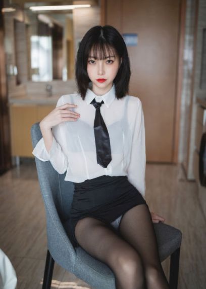 我的女大佬电影免费观看全集