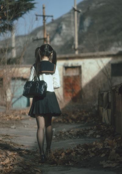 女老师完整版